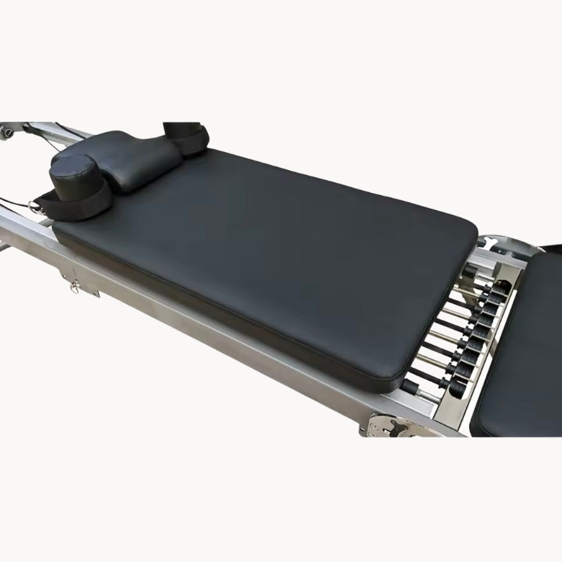 Reformer Pilates pliable en aluminium – structure robuste & design compact